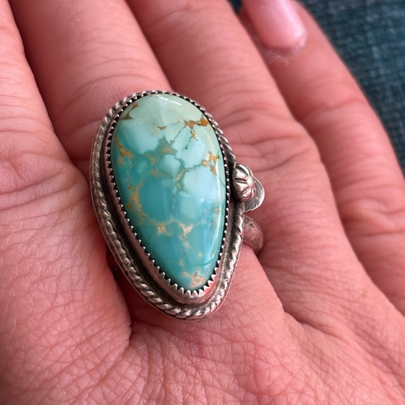Size 8 product # 0003 turquoise and sterling silver - Picture 3 of 3